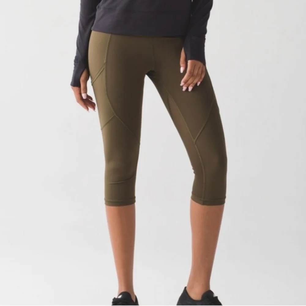 Lululemon Olive Green Crop Leggings